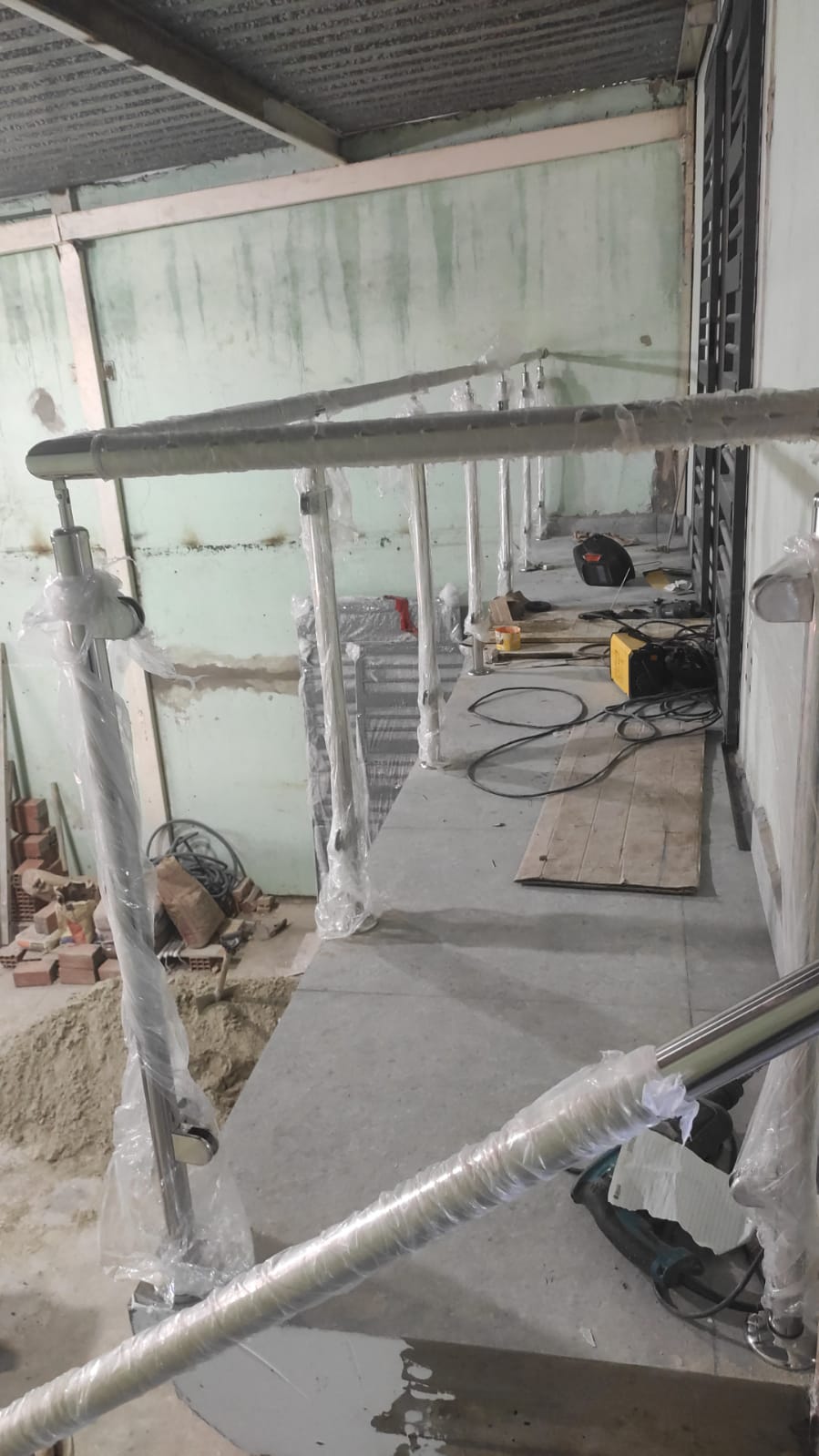 Fabricação de corrimão em inox